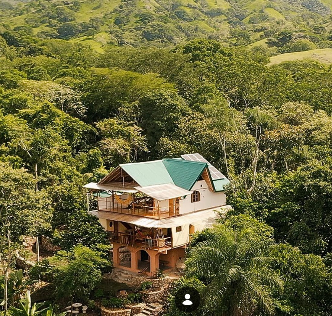 La Tucanera